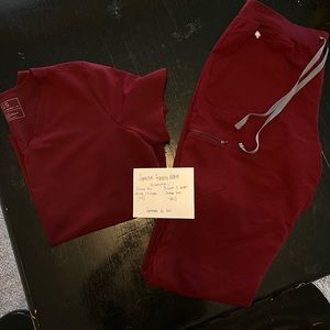 FIGS Scrubs XL Burgundy Set